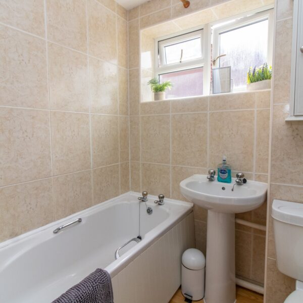 Chaffinch Close, Leicester