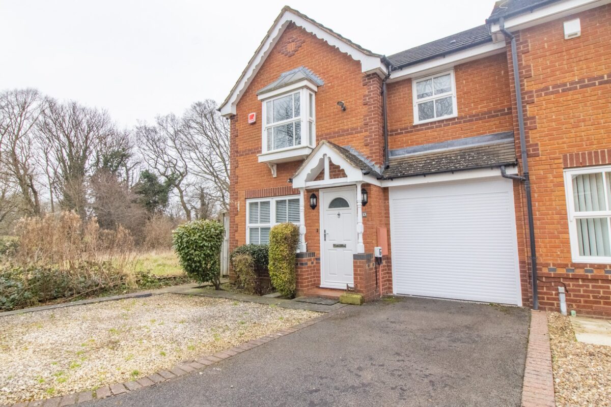 Holly Court, Leicester