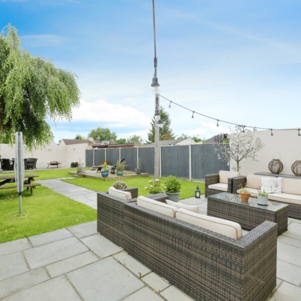 Tentercroft Avenue, Syston