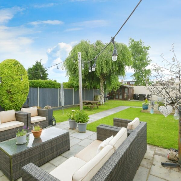 Tentercroft Avenue, Syston