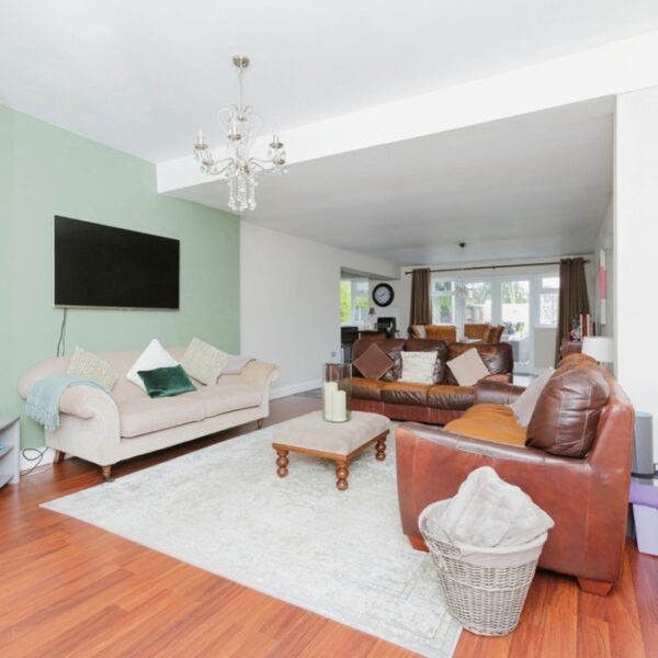 Tentercroft Avenue, Syston