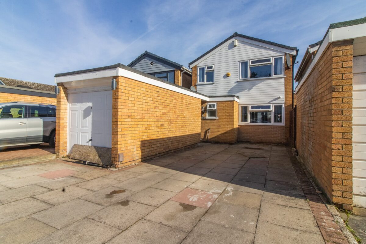 Milton Crescent, Leicester