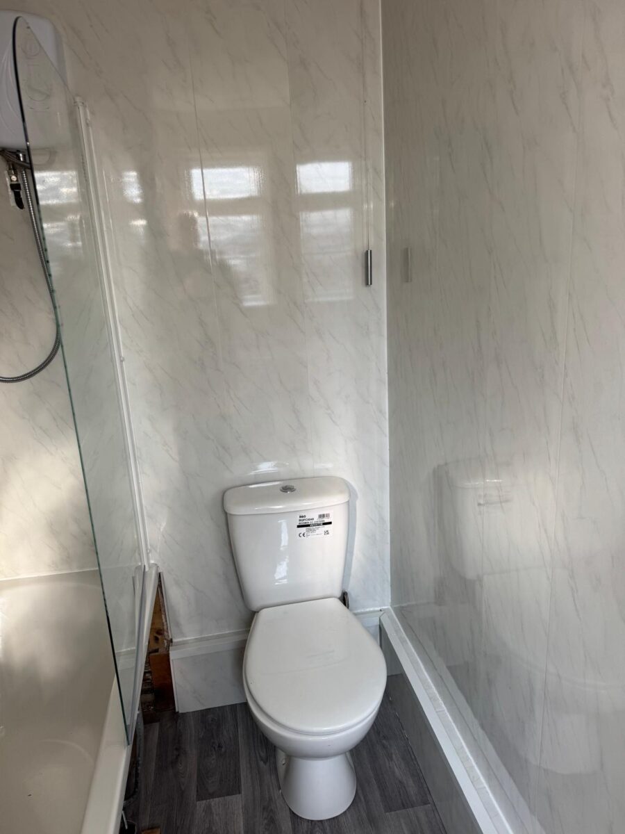 Cademan Close, Leicester, LE2