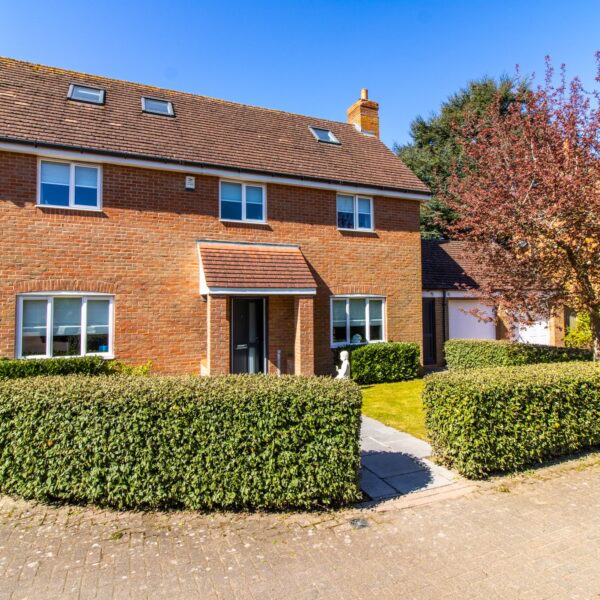 The Pines, Leicester