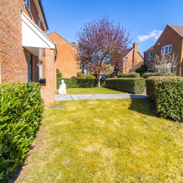 The Pines, Leicester
