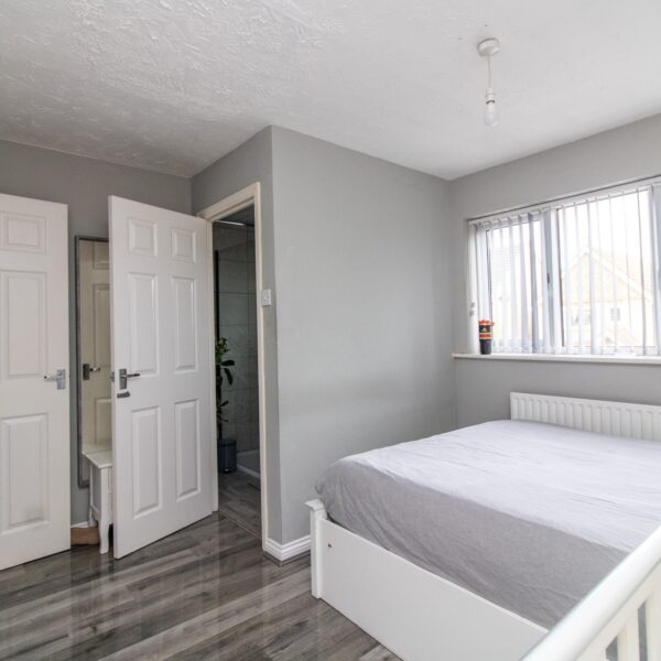 Darien Way, Leicester