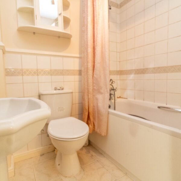 Robotham Close, Leicester