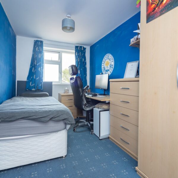 Chichester Close, Loughborough