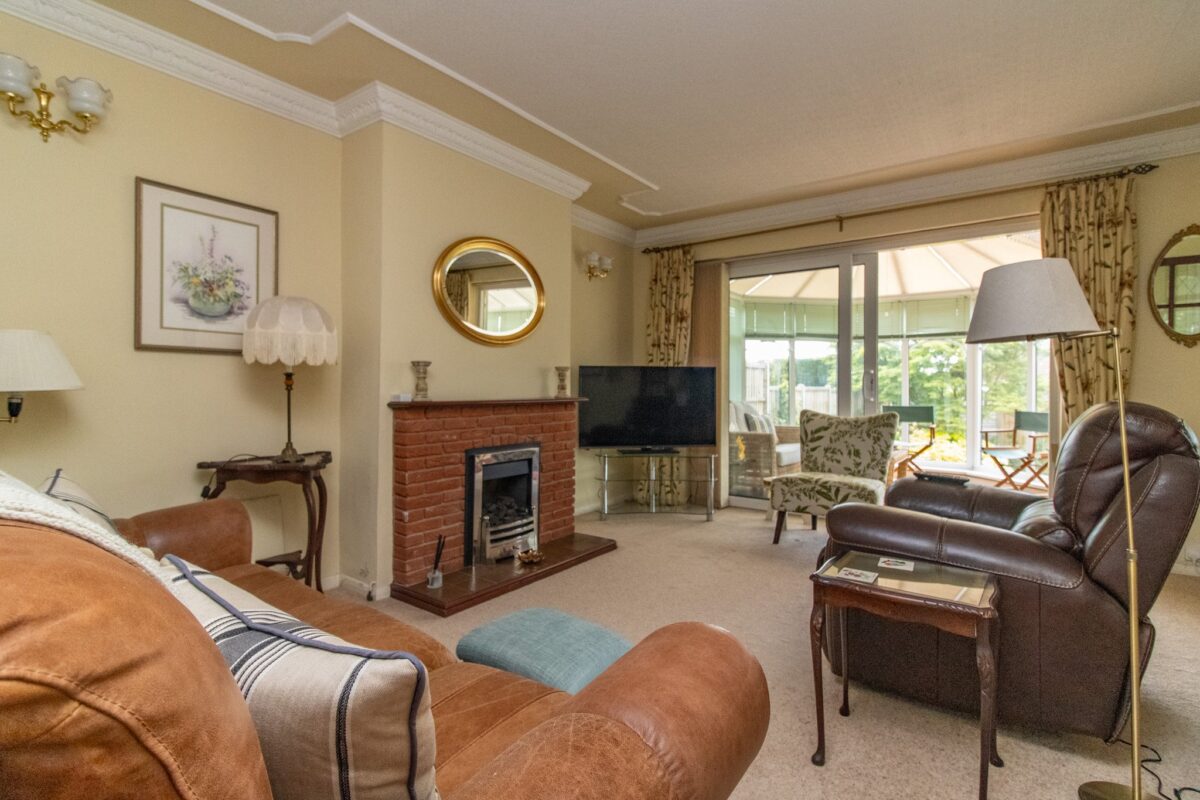 Wellesbourne Drive, Leicester