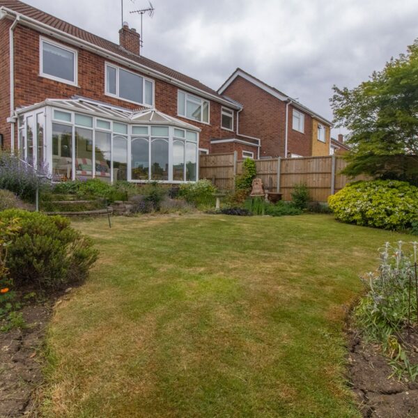 Wellesbourne Drive, Leicester