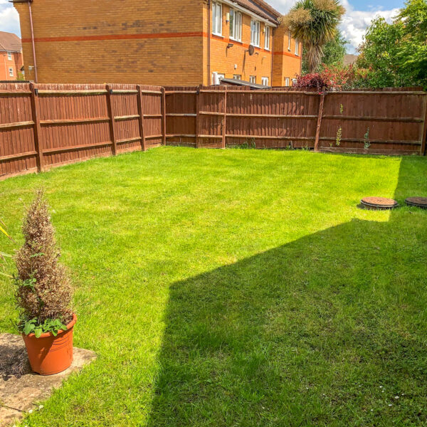 Thorntree Close