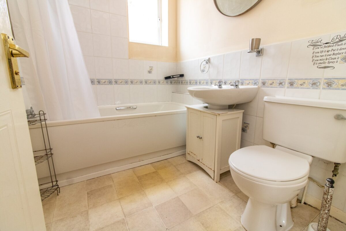 Tristram Close, Leicester