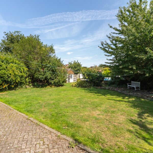 Cowdray Close, Loughborough