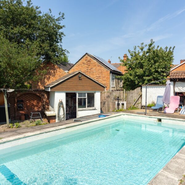 Cowdray Close, Loughborough