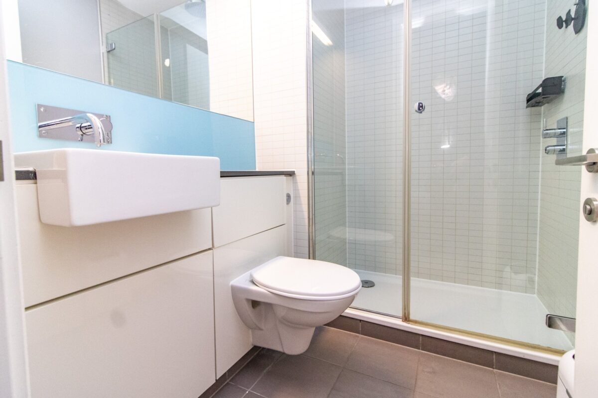 Shires Lane, Leicester