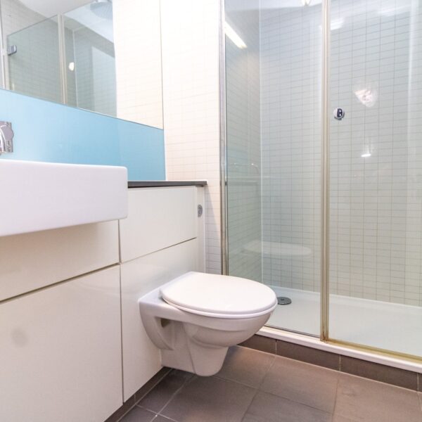 Shires Lane, Leicester