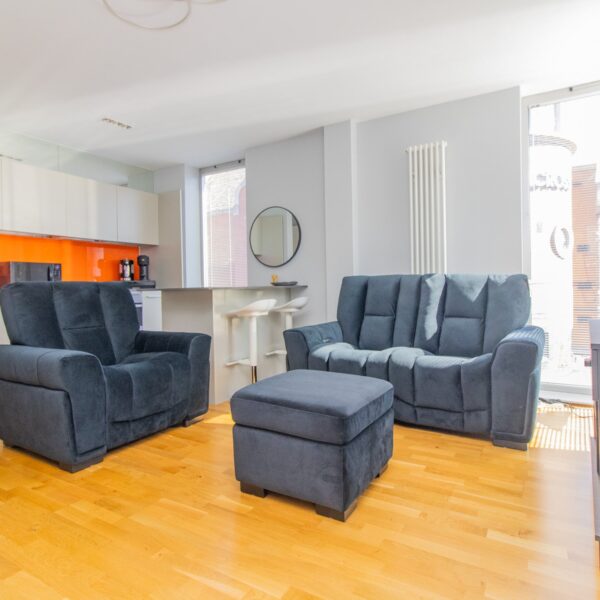 Shires Lane, Leicester