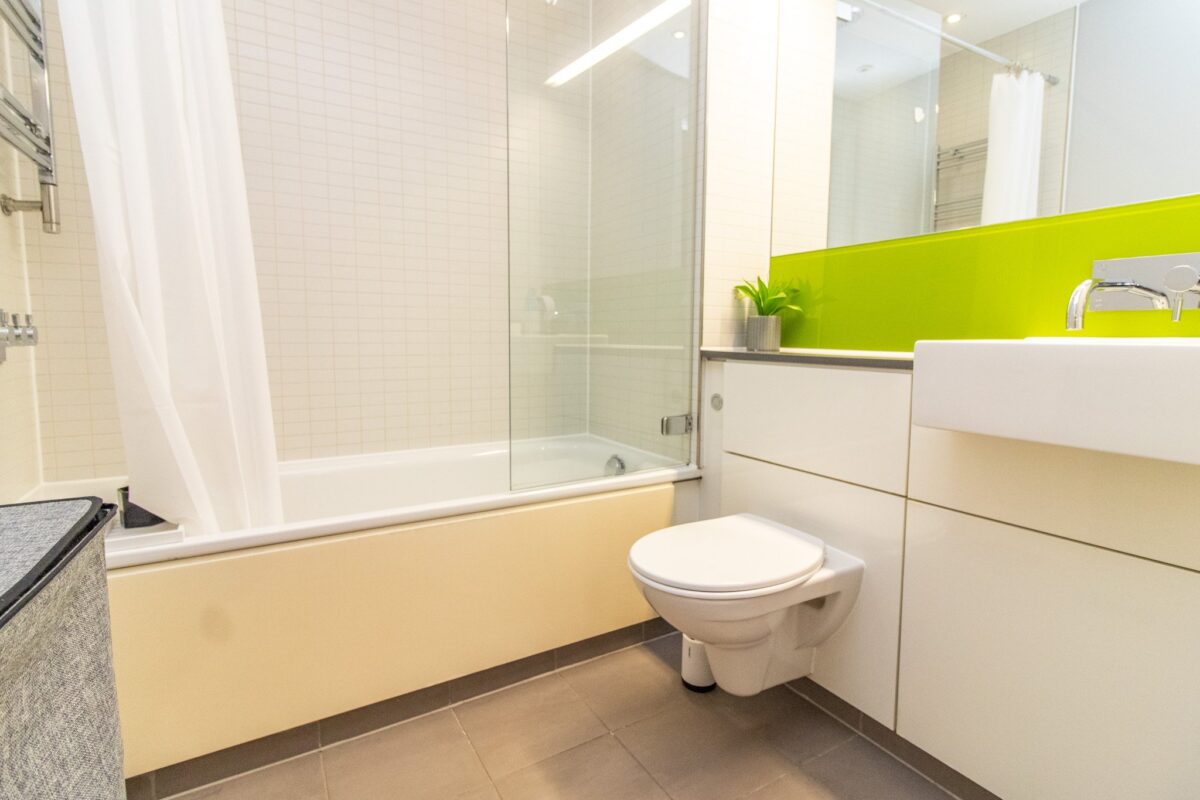 Shires Lane, Leicester