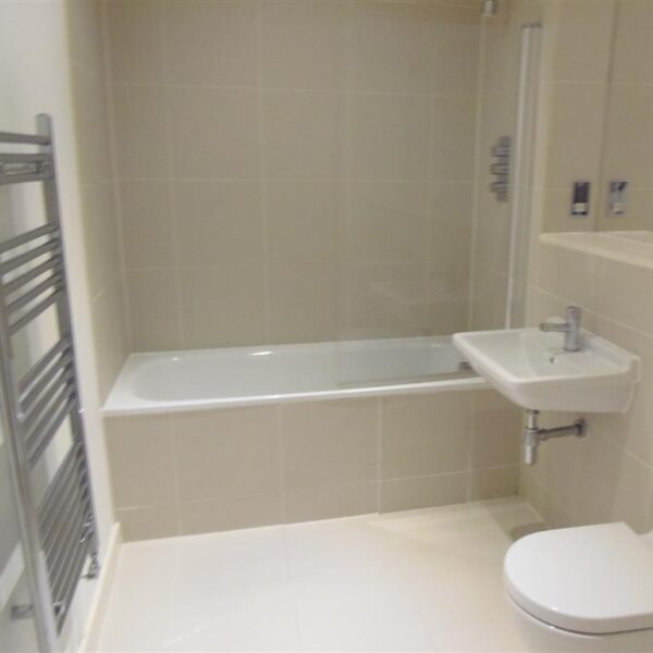 St Martins Court, City Centre