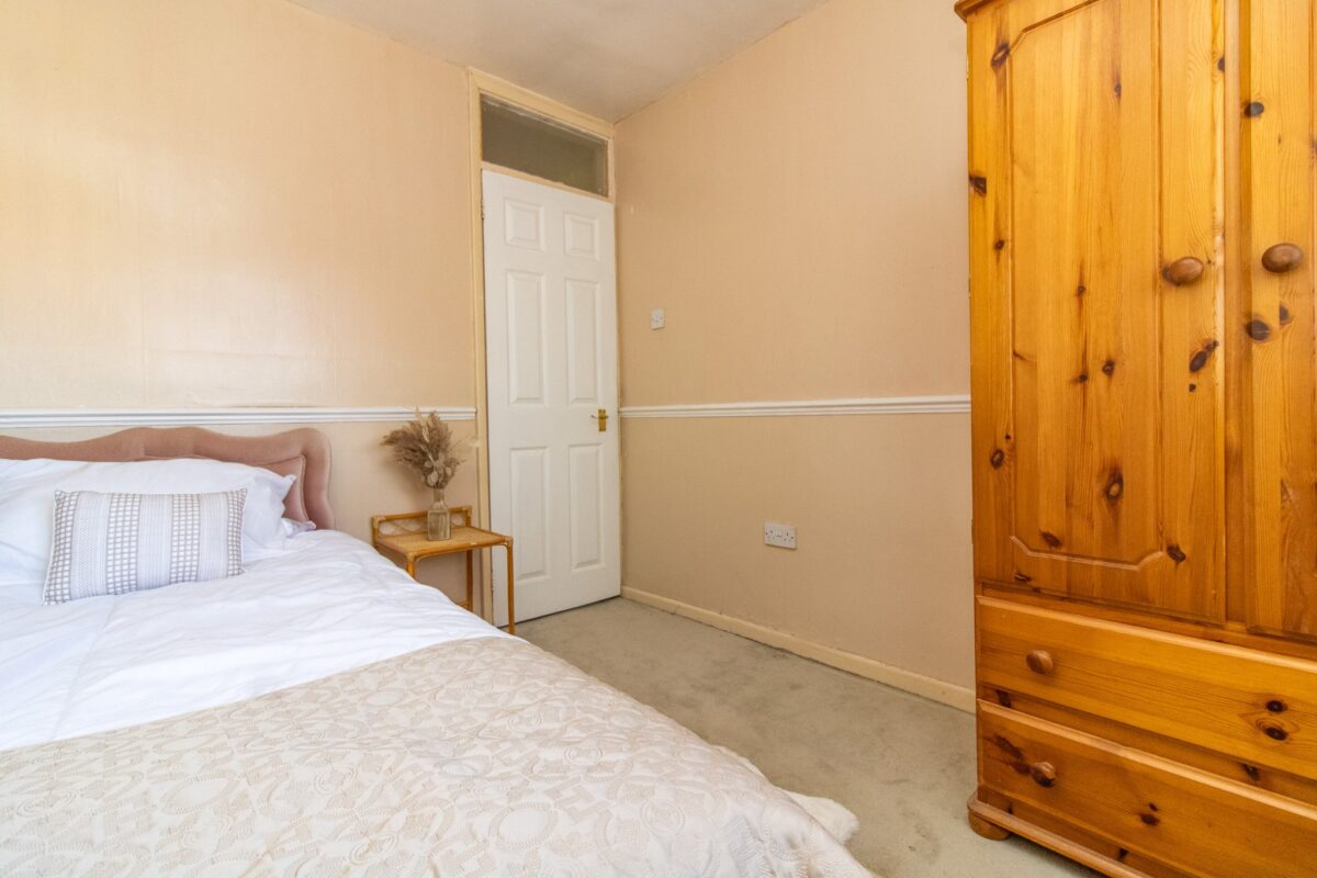 Elstree Avenue, Leicester