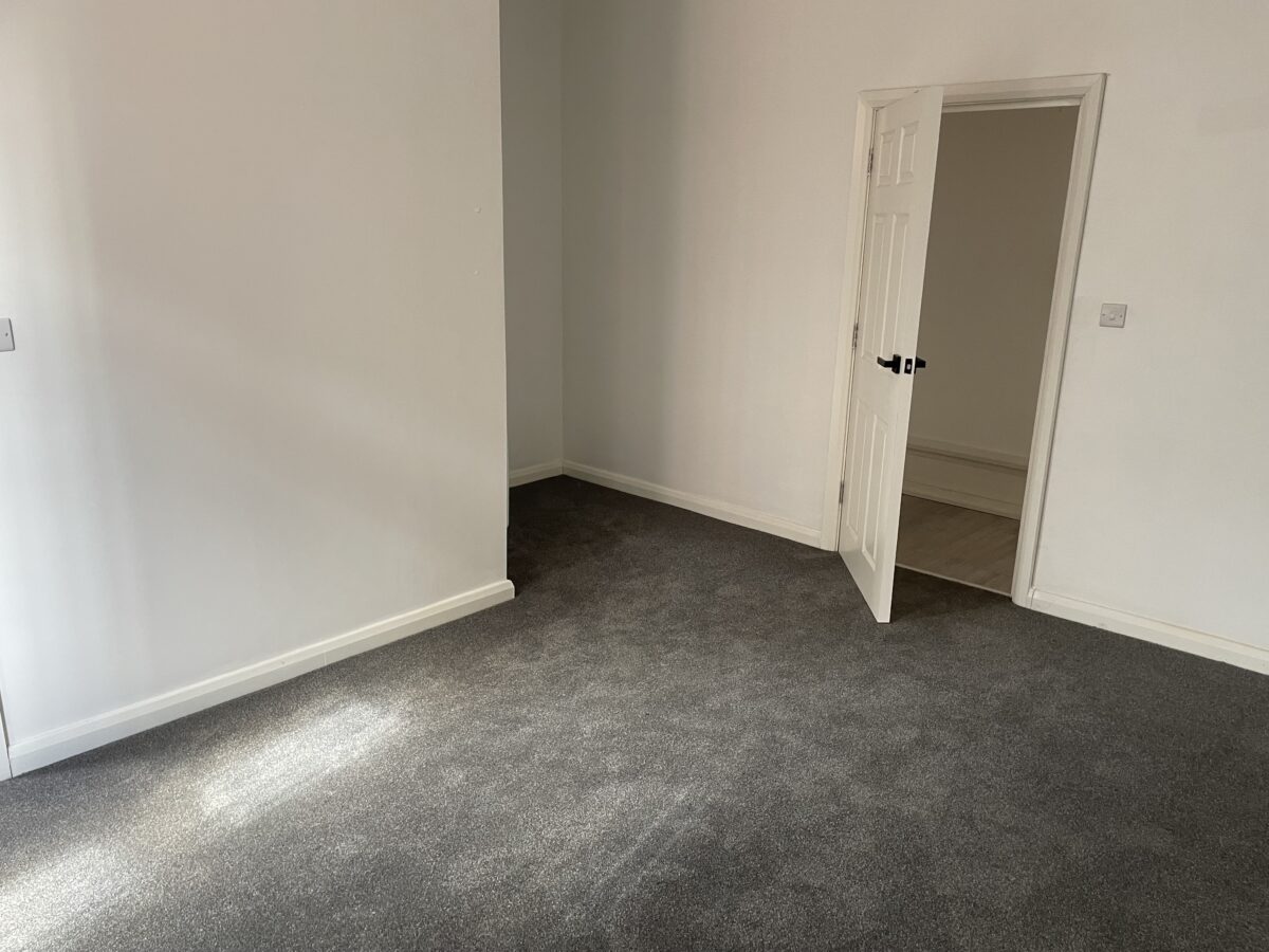 Flat 2, 68 Church Gate