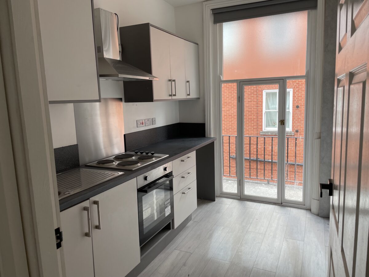 Flat 2, 68 Church Gate