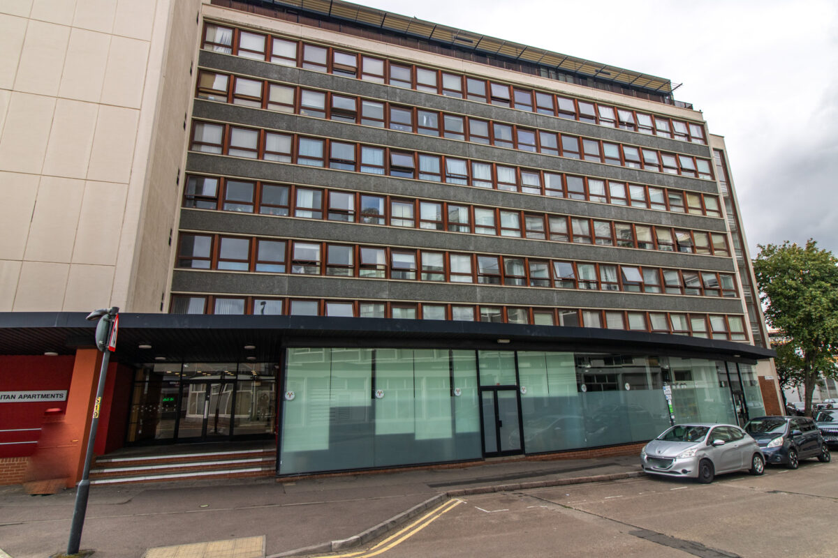 Metropolitan Apartments, Lee Circle, City Centre