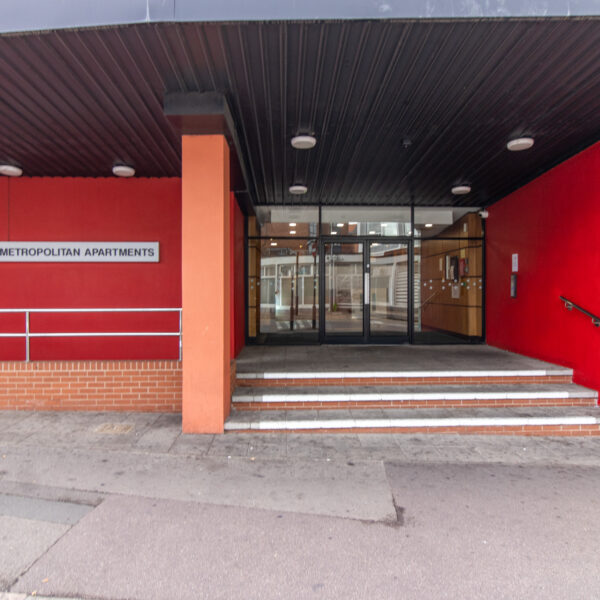 Metropolitan Apartments, Lee Circle, City Centre