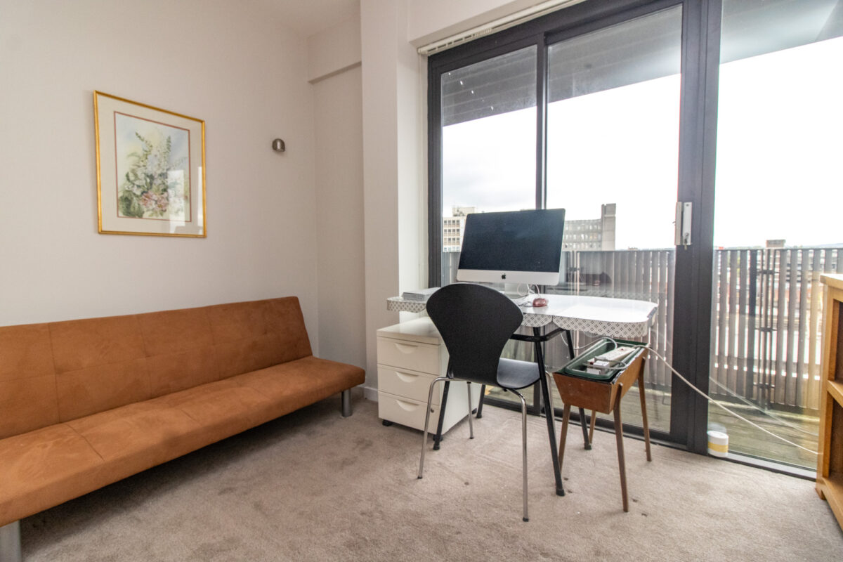 Metropolitan Apartments, Lee Circle, City Centre