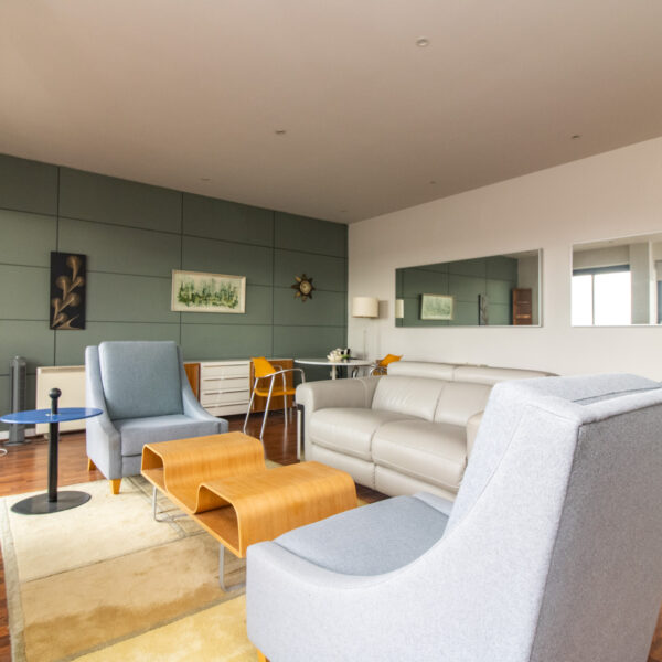 Metropolitan Apartments, Lee Circle, City Centre