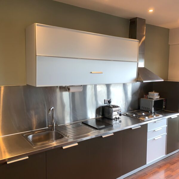 Metropolitan Apartments, Lee Circle, City Centre