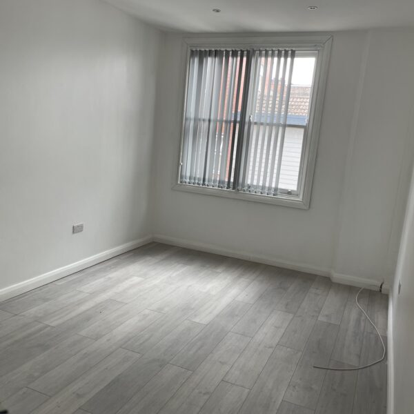 Flat 3, 68 Church Gate