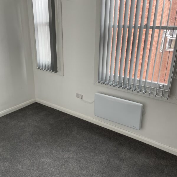 Flat 3, 68 Church Gate