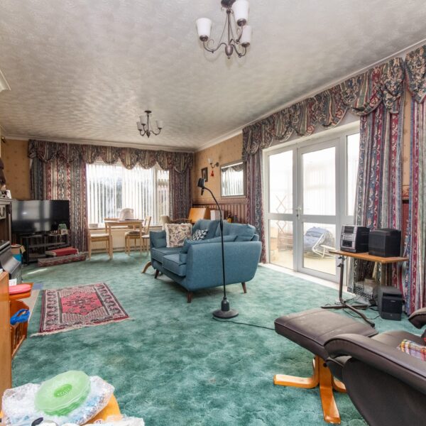 Maple Way, Leicester