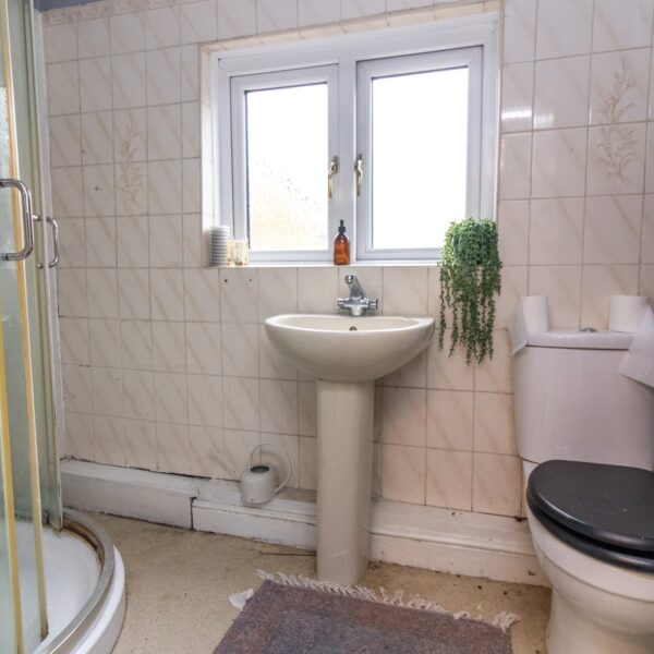 Main Street, Leicester