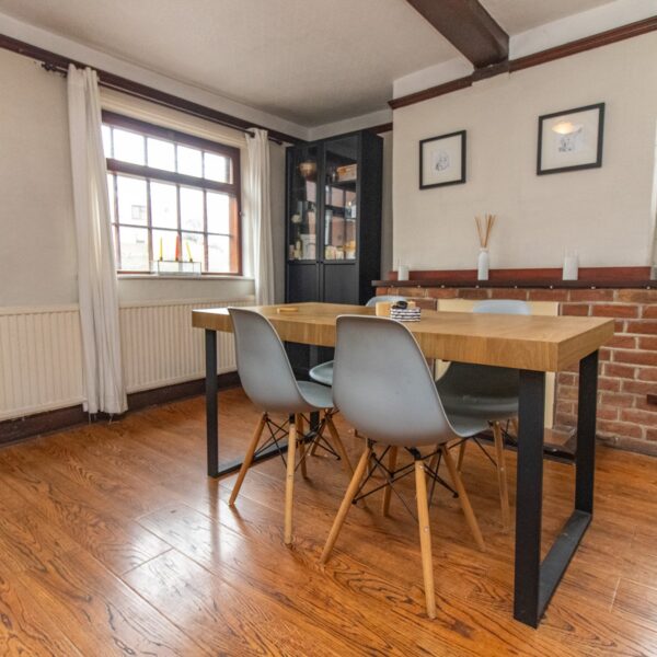 Main Street, Leicester