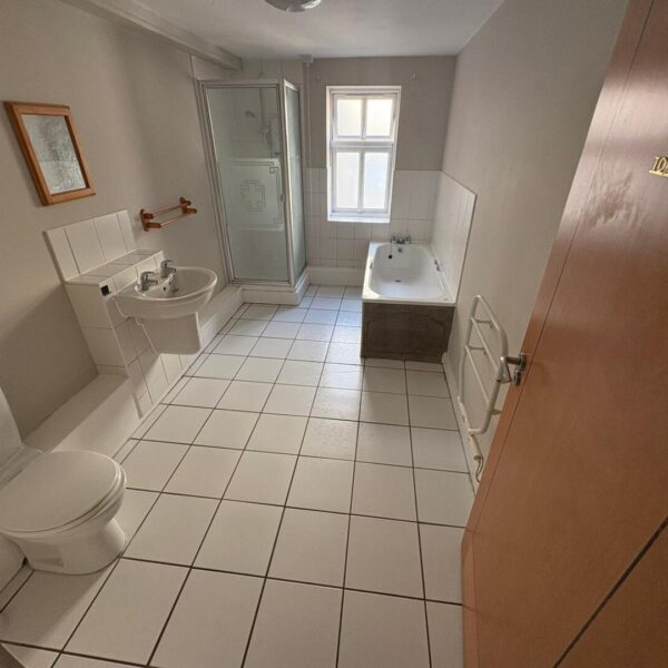 Princess Road East, New Walk Central, Leicester