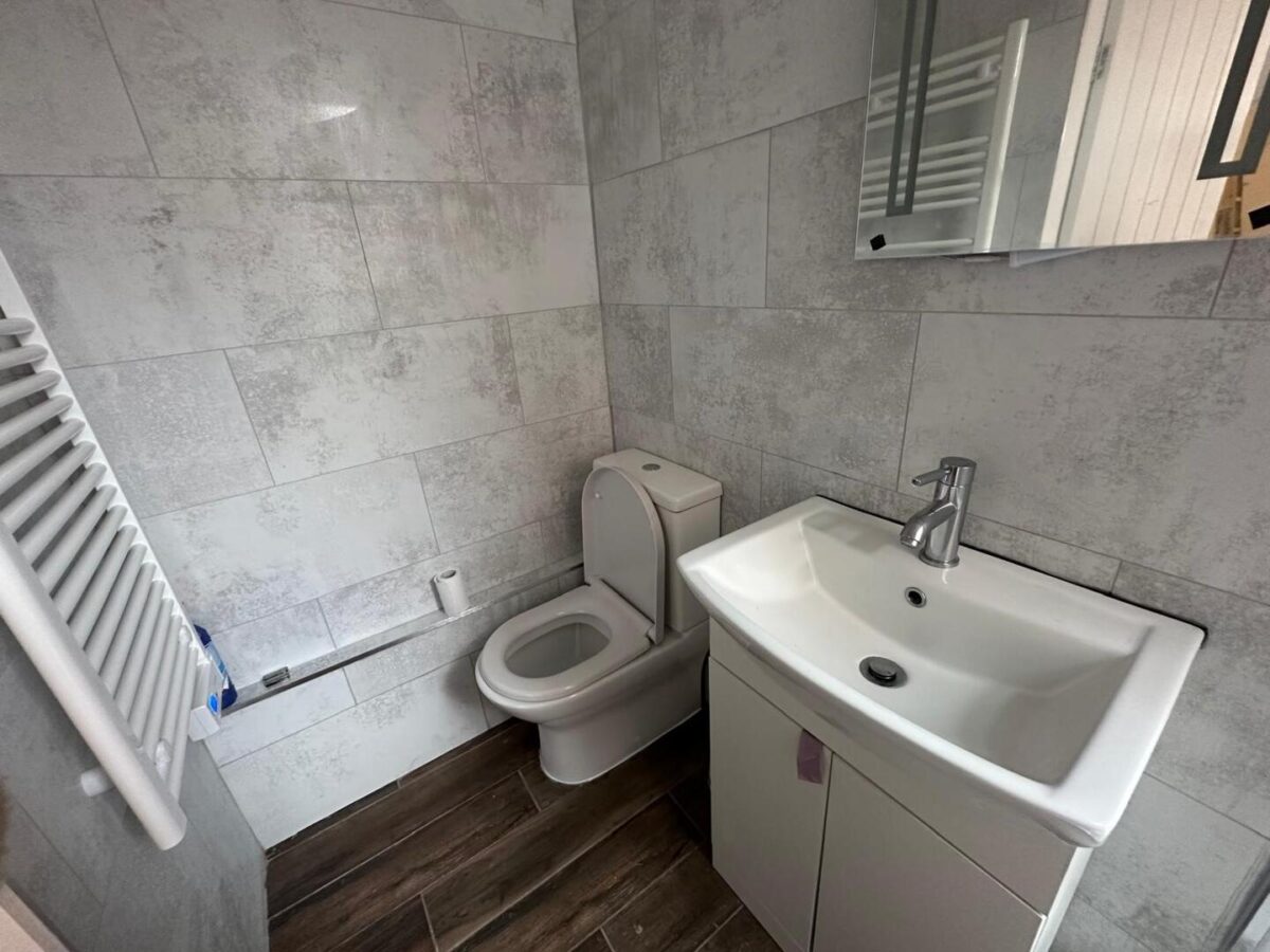 Sweetbriar Road, Leicester