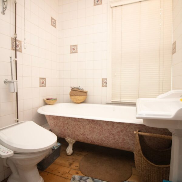 Imperial Avenue, Leicester