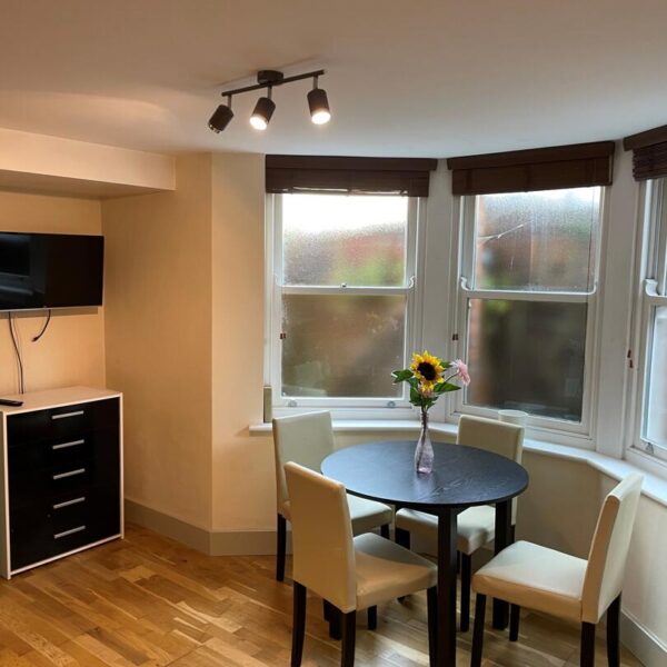 34 De Montfort Street