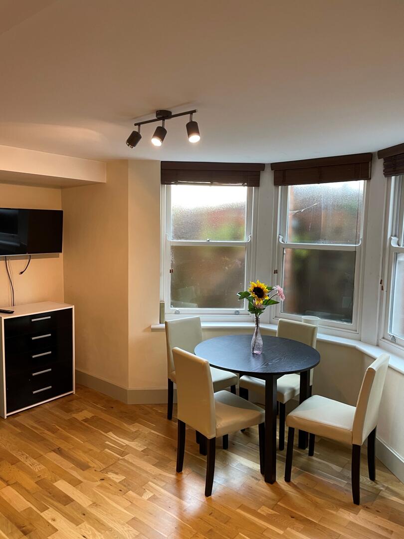 34 De Montfort Street