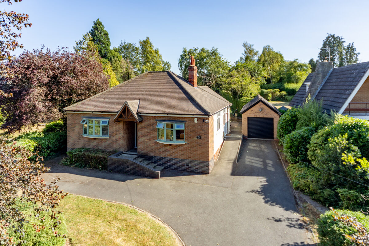 Hathern Road, Long Whatton, LE12