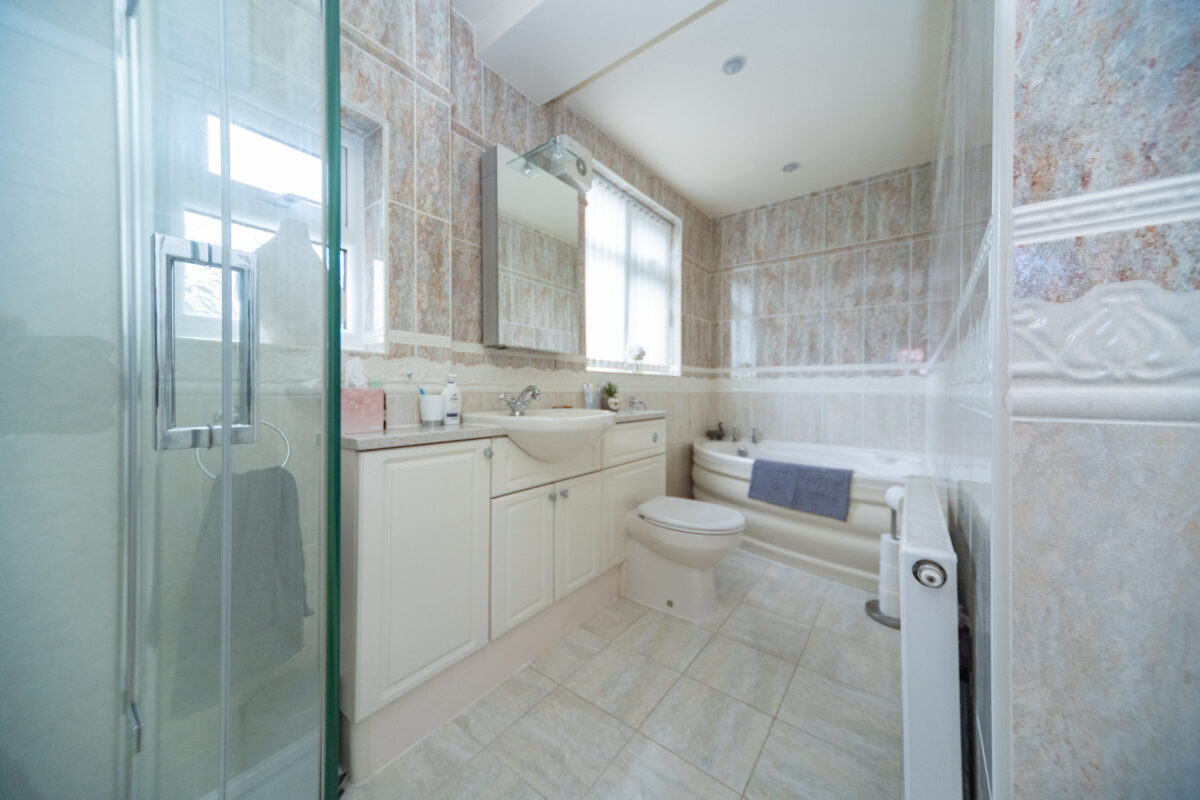 Hathern Road, Long Whatton, LE12