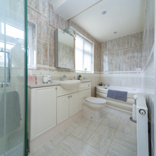 Hathern Road, Long Whatton, LE12