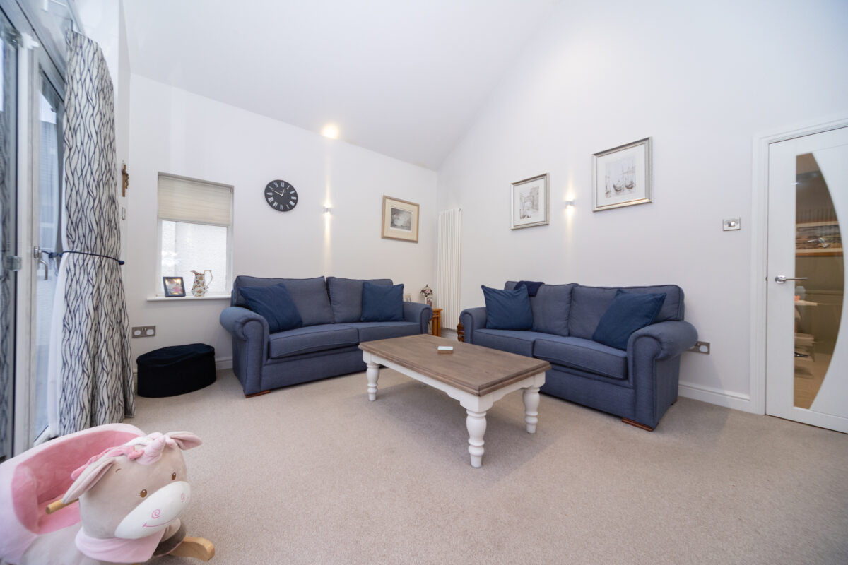 Hathern Road, Long Whatton, LE12