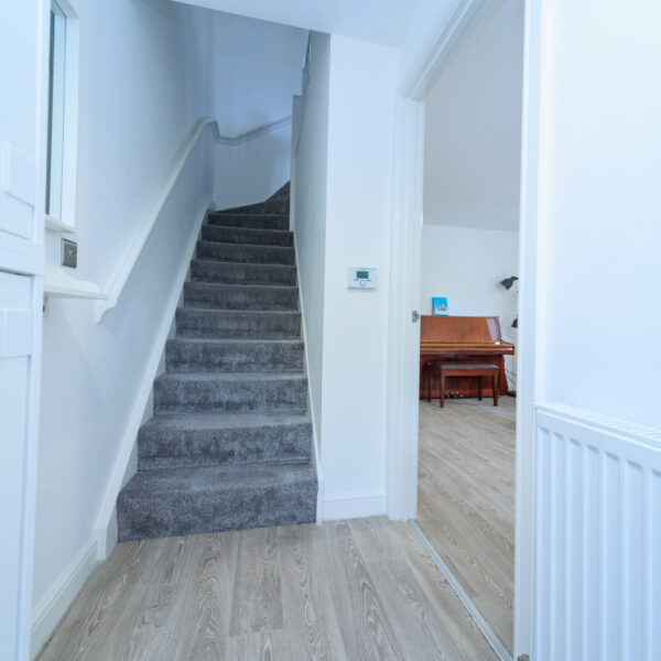 Ashmount Close, Loughborough, LE11