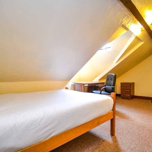 Stretton Road, Leicester, LE3