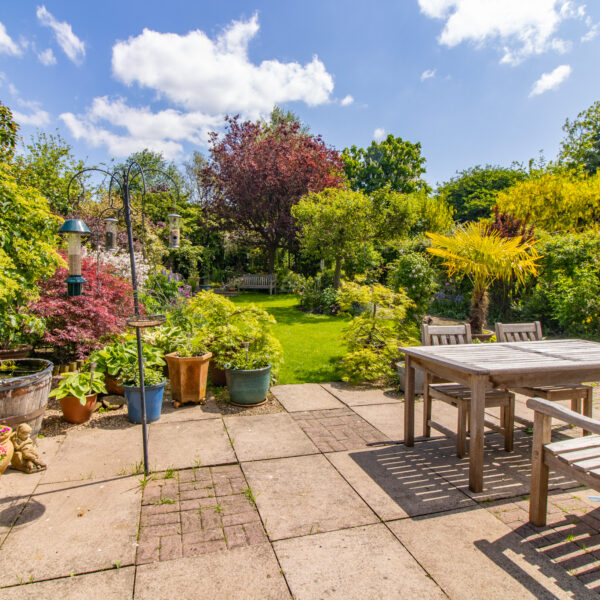 Station Road, Thurnby, LE7