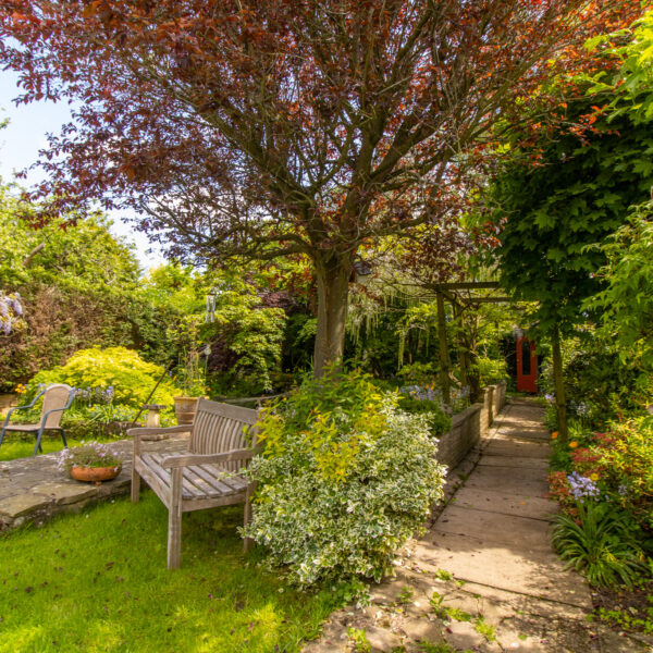 Station Road, Thurnby, LE7