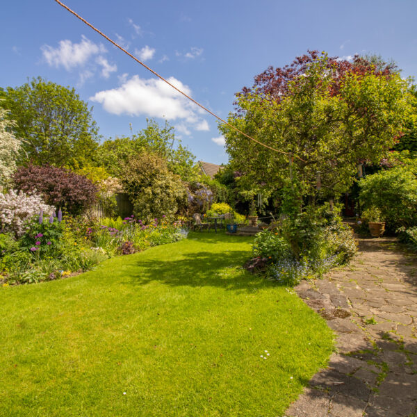 Station Road, Thurnby, LE7